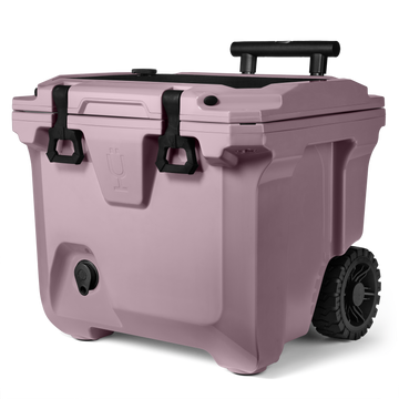 Br Tank 35-Quart Rolling Cooler